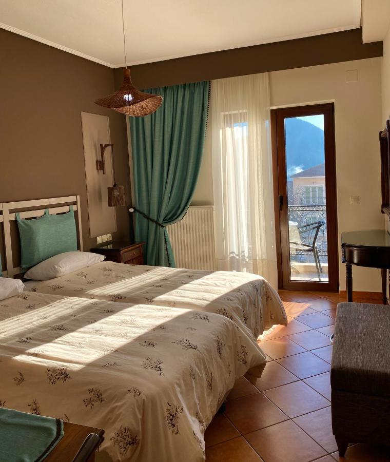 Marianna'S Home Accommodation Karpenísion Extérieur photo